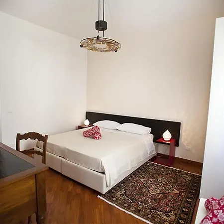 Casa Di Sabel בית הארחה 3*